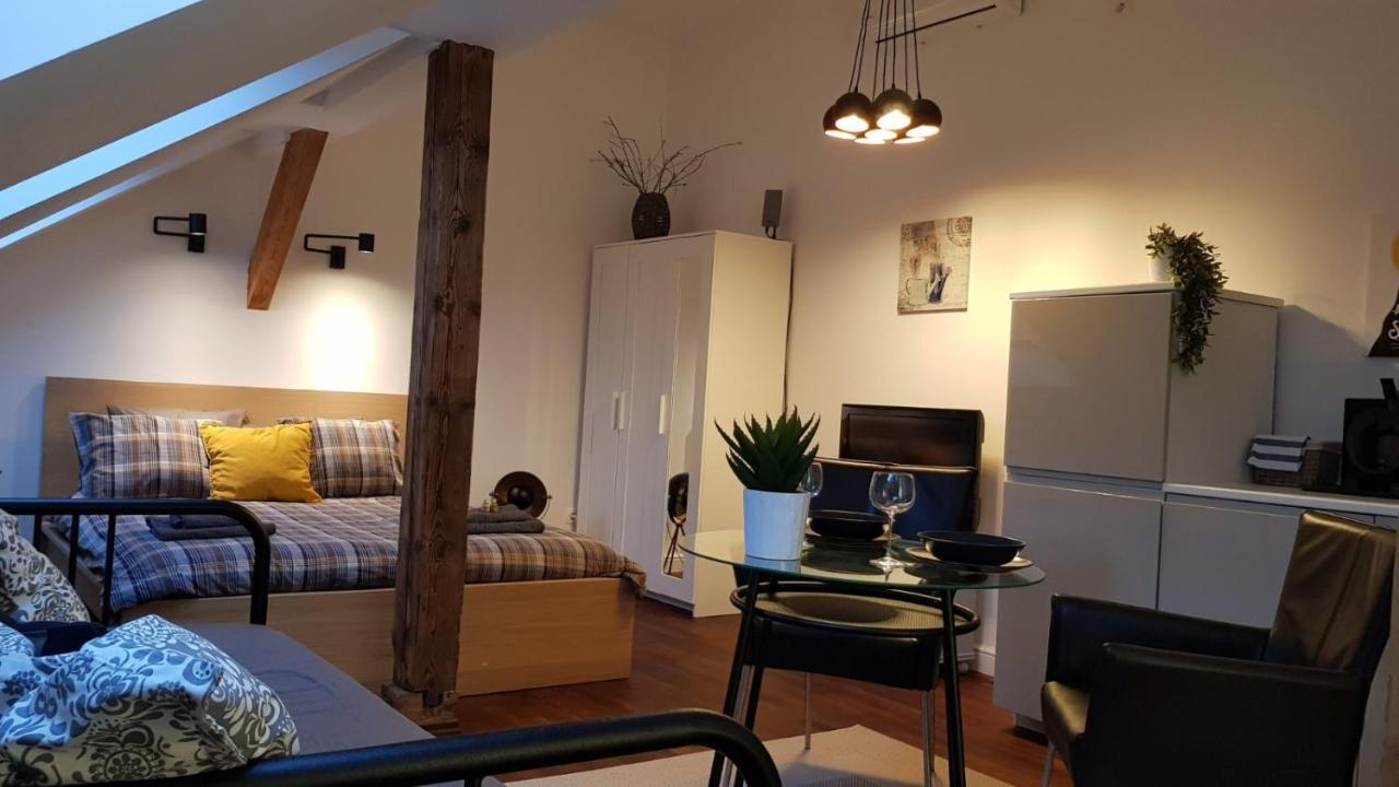 Appartamento Boutique Ii. Eger Esterno foto
